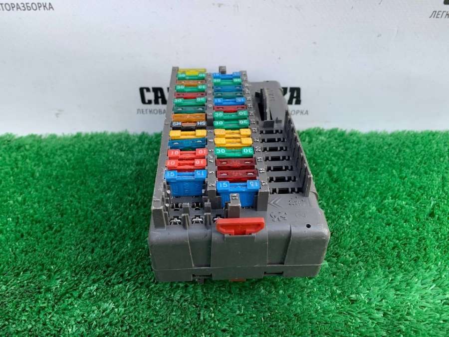 9453478380  Блок предохранителей   Peugeot 806 1997г. | Фото № 5  9453478380  Блок предохранителей   Peugeot 806 1997г. - Фото 5