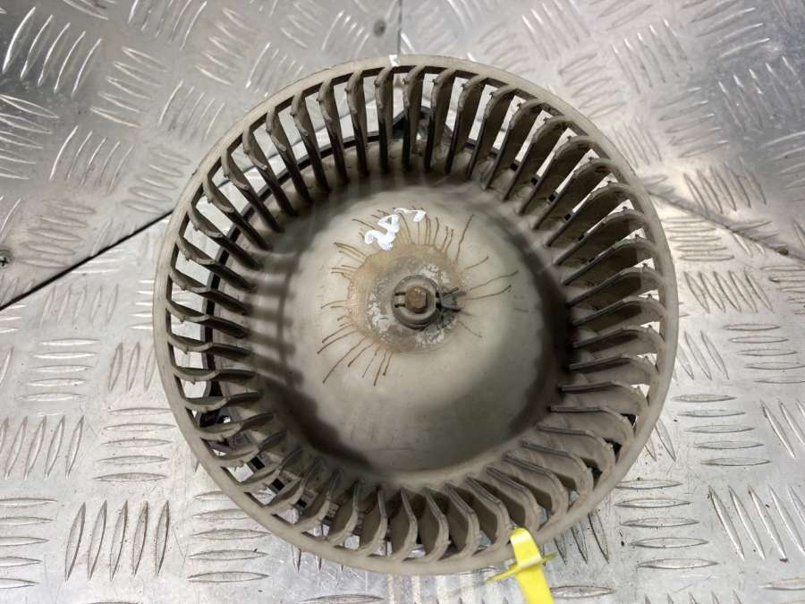 Моторчик печки Mitsubishi Galant 8 1999г. | Фото № 2 Моторчик печки Mitsubishi Galant 8 1999г. - Фото 2