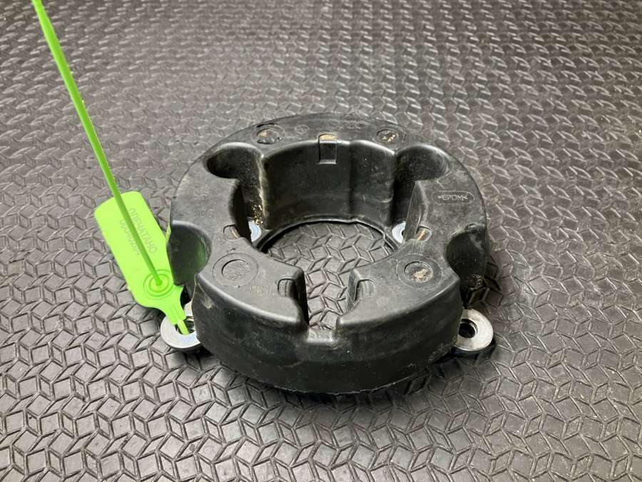 0D5301307 Муфта кардана  Audi Q7 4M 2016г. | Фото № 2  0D5301307 Муфта кардана  Audi Q7 4M 2016г. - Фото 2