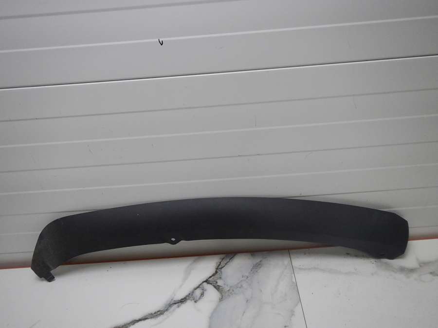 BM5117627AB Спойлер переднего бампера  Ford Focus 0000г. | Фото № 1  BM5117627AB Спойлер переднего бампера  Ford Focus 0000г. - Фото 1