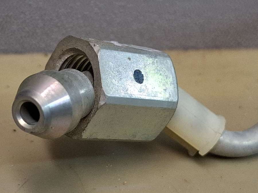 PE27 Топливная трубка  Mazda CX-30 2022г. | Фото № 3  PE27 Топливная трубка  Mazda CX-30 2022г. - Фото 3