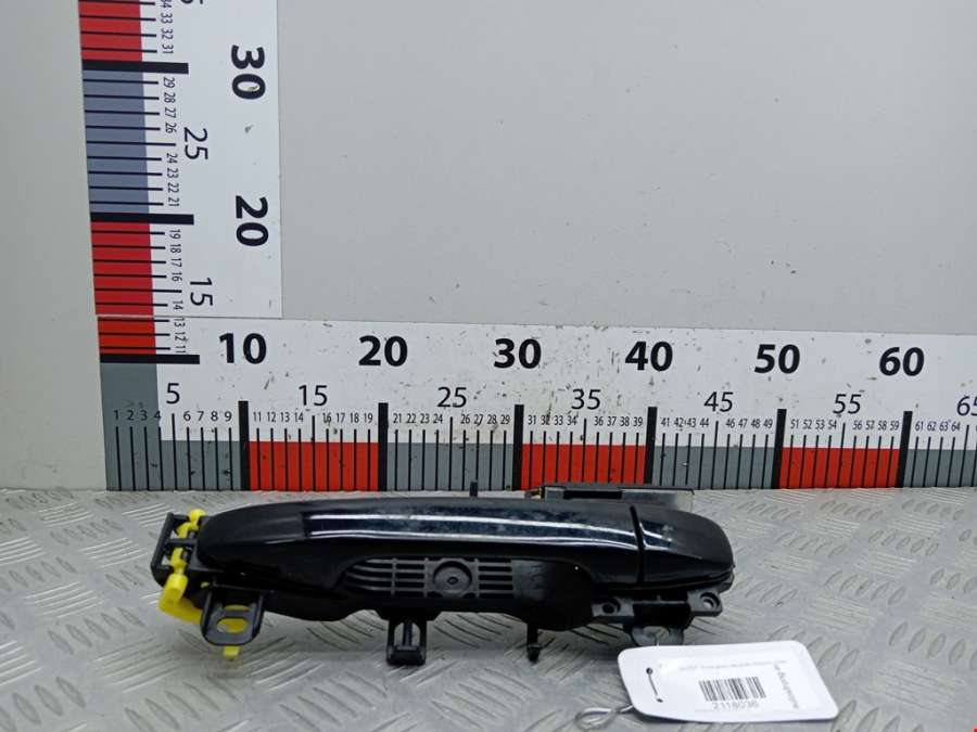 Ручка двери наружная передняя левая Toyota Prius 3 (XW30) (2009-2015) Хетчбэк 5дв. 2014г. | Фото № 1 Ручка двери наружная передняя левая Toyota Prius 3 (XW30) (2009-2015) Хетчбэк 5дв. 2014г. - Фото 1