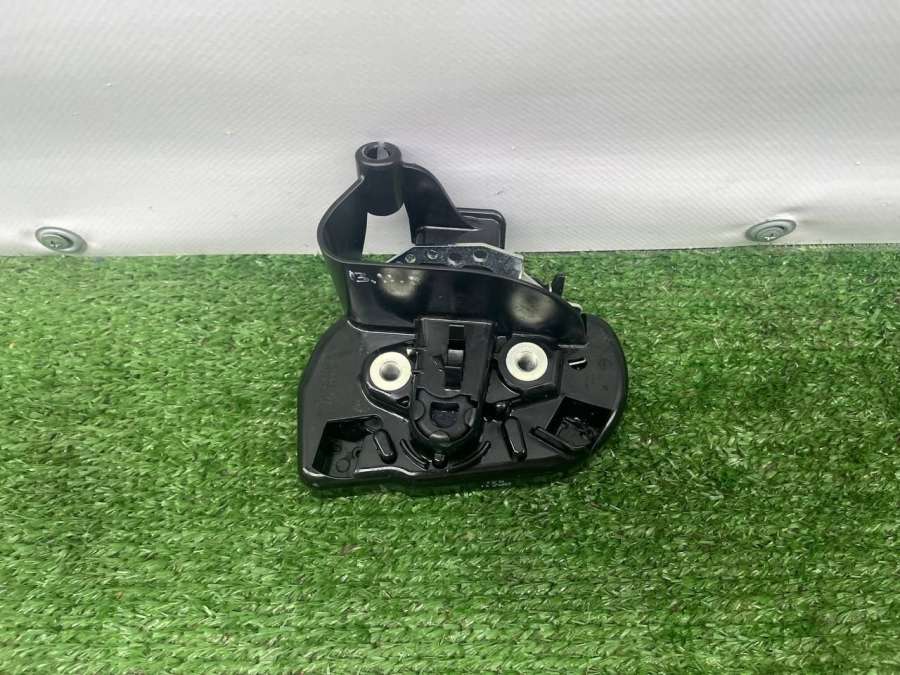 2K5843603 Замок двери сдвижной Volkswagen Caddy 3 2010г. | Фото № 6 2K5843603 Замок двери сдвижной Volkswagen Caddy 3 2010г. - Фото 6