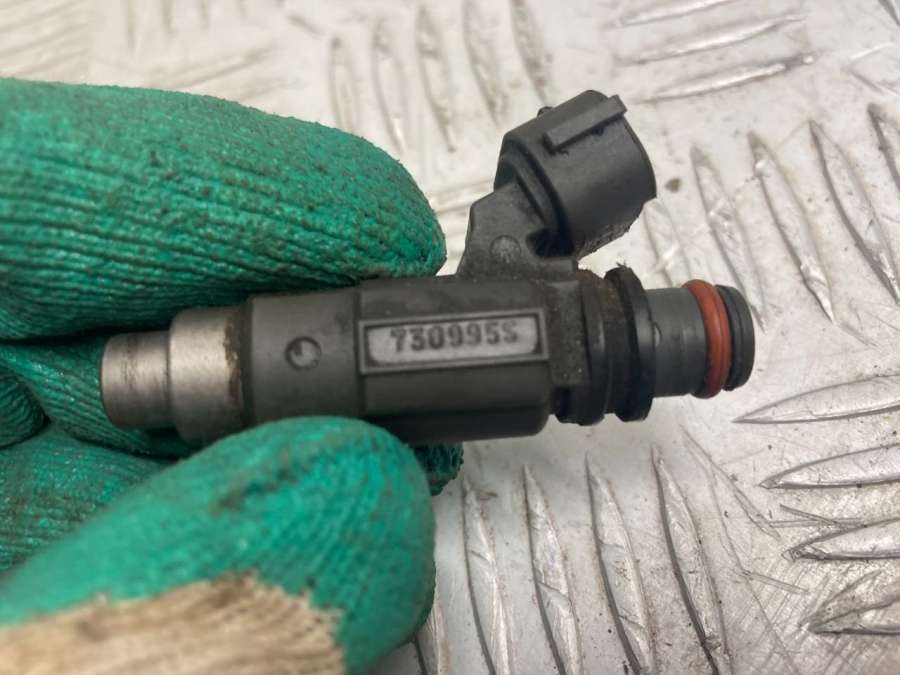 7309955 Форсунка Mitsubishi Space Star 1 1999г. | Фото № 4 7309955 Форсунка Mitsubishi Space Star 1 1999г. - Фото 4