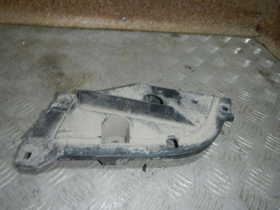 5872360020 Пыльник (кузов наружные)  Toyota Land Cruiser 0000г. | Фото № 3  5872360020 Пыльник (кузов наружные)  Toyota Land Cruiser 0000г. - Фото 3