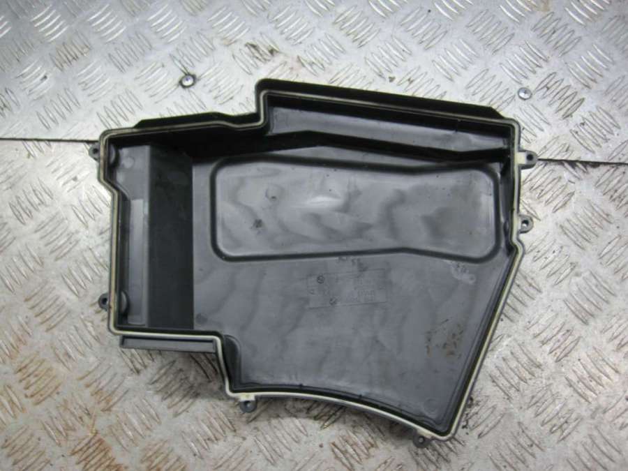 7520912 Пластик моторного отсека BMW 5 E60/E61 2008г. | Фото № 2 7520912 Пластик моторного отсека BMW 5 E60/E61 2008г. - Фото 2