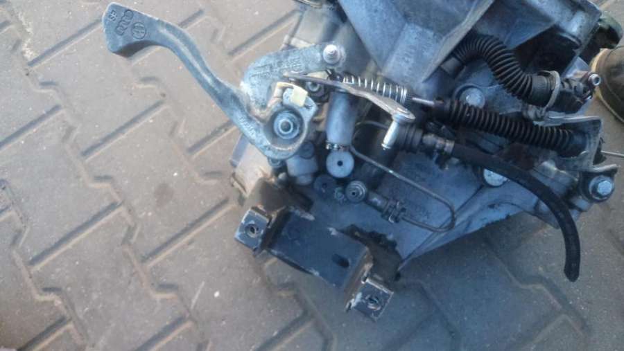 GRY КПП механическая (МКПП) Volkswagen Golf 5 поколение 2005г. | Фото № 5 GRY КПП механическая (МКПП) Volkswagen Golf 5 поколение 2005г. - Фото 5