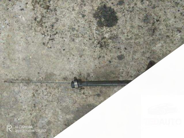 Щуп двигателя Mercedes Atego 815 1998г. | Фото № 1 Щуп двигателя Mercedes Atego 815 1998г. - Фото 1