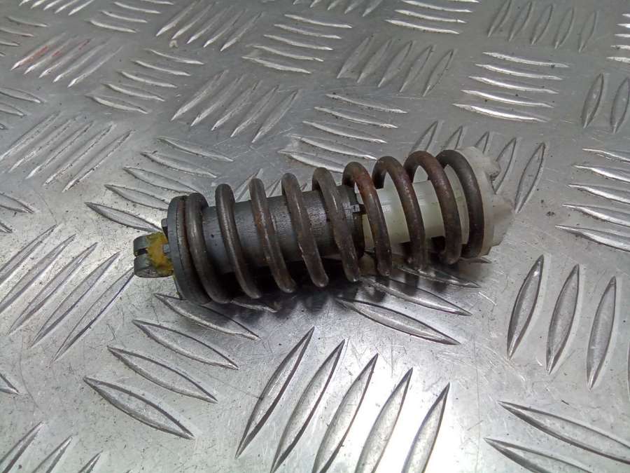 1J2721421 Пружина прижимная Skoda Octavia A5 restailing 2010г. | Фото № 1 1J2721421 Пружина прижимная Skoda Octavia A5 restailing 2010г. - Фото 1