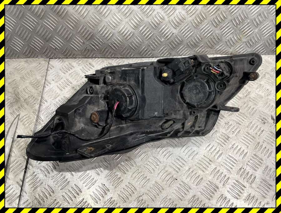 Фара передняя правая Kia Ceed 1 2007г. | Фото № 3 Фара передняя правая Kia Ceed 1 2007г. - Фото 3