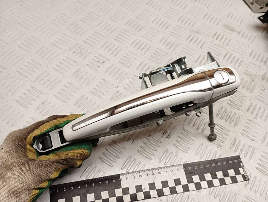 9680168680 Ручка наружная передняя левая  Peugeot 207 2008г. | Фото № 2  9680168680 Ручка наружная передняя левая  Peugeot 207 2008г. - Фото 2