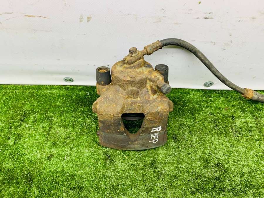 Суппорт передний правый Volkswagen Jetta VI 2015г. | Фото № 2 Суппорт передний правый Volkswagen Jetta VI 2015г. - Фото 2