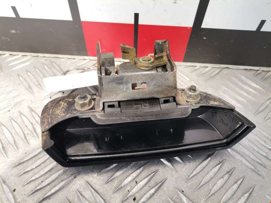 Ручка двери наружная задняя правая Nissan Armada (TA60) (2003-2016) Внедорожник 5дв. 2006г. | Фото № 2 Ручка двери наружная задняя правая Nissan Armada (TA60) (2003-2016) Внедорожник 5дв. 2006г. - Фото 2