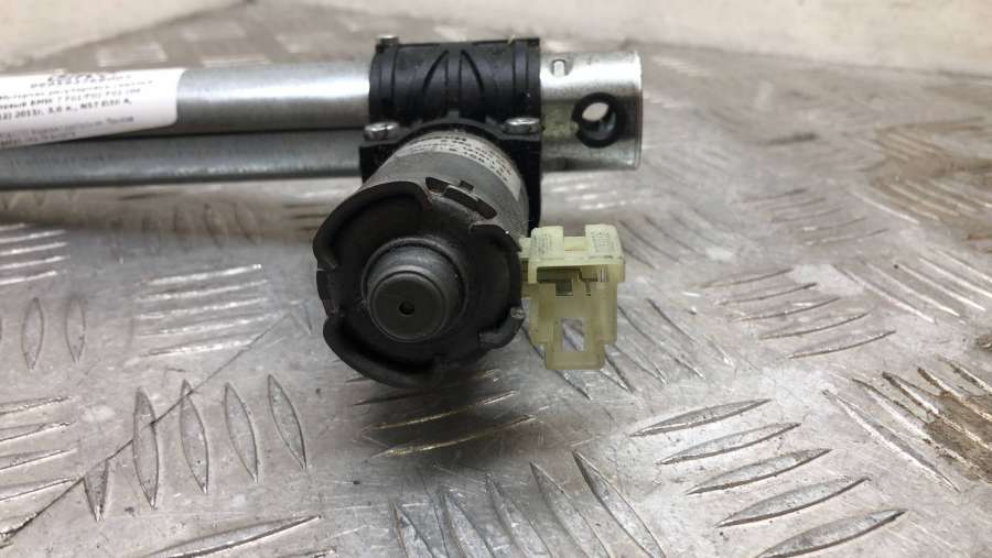 5.2109168757917E+17 Моторчик регулировки сиденья левый BMW 7 седан 2011г. | Фото № 4 5.2109168757917E+17 Моторчик регулировки сиденья левый BMW 7 седан 2011г. - Фото 4