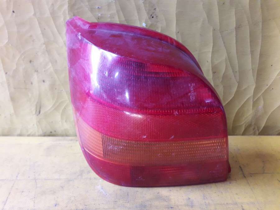 Фонарь задний левый Ford Fiesta 3 поколение (1989-1996) 1994г. | Фото № 1 Фонарь задний левый Ford Fiesta 3 поколение (1989-1996) 1994г. - Фото 1