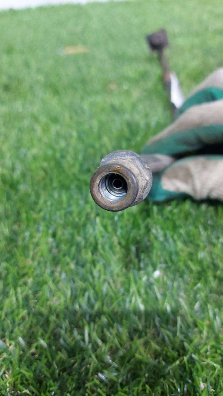 Шланг тормозной заднего правого  Tesla Model 2016г. | Фото № 4   Шланг тормозной заднего правого  Tesla Model 2016г. - Фото 4