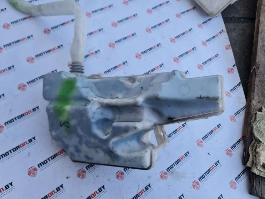 bj3217b613be Бачок омывателя Land Rover Range Rover 4 2016г. | Фото № 3 bj3217b613be Бачок омывателя Land Rover Range Rover 4 2016г. - Фото 3