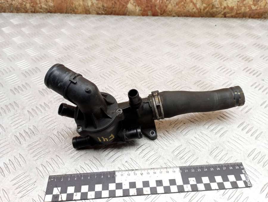 1106100Q1J1106100Q1L1106100Q2C110614574R110614599R110616471R110617671R110618211R6262000115A6262000115TH5480TVZ1358NFTVZ1358PF Корпус термостата  Renault Kadjar 2017г. | Фото № 2  1106100Q1J1106100Q1L1106100Q2C110614574R110614599R110616471R110617671R110618211R6262000115A6262000115TH5480TVZ1358NFTVZ1358PF Корпус термостата  Renault Kadjar 2017г. - Фото 2