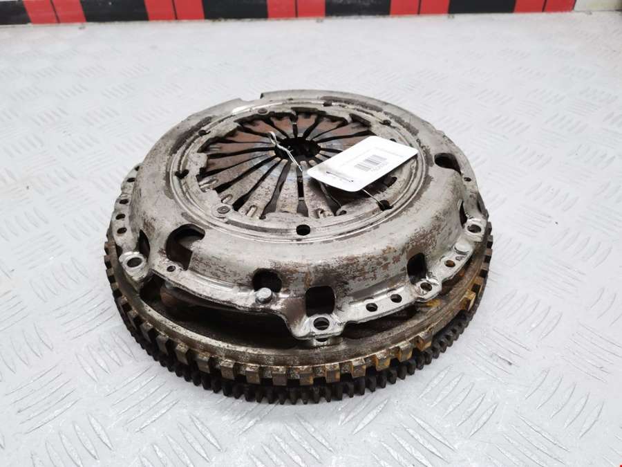 Маховик (демпфер сцепления) Peugeot 307 (2001-2008) Универсал 2003г. | Фото № 1 Маховик (демпфер сцепления) Peugeot 307 (2001-2008) Универсал 2003г. - Фото 1