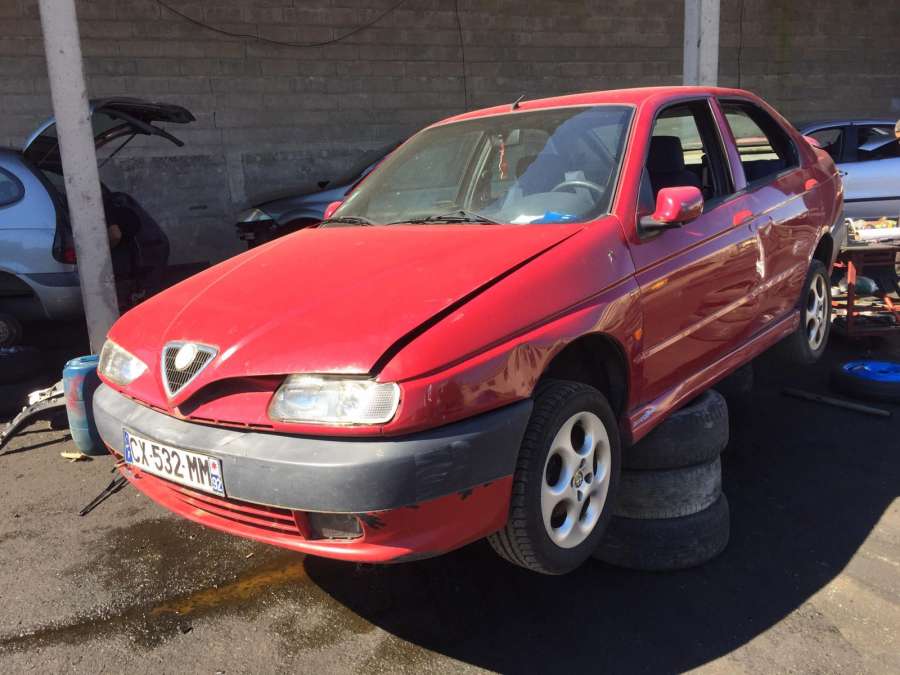 Замок крышки багажника Alfa Romeo 146 (930B) (1994-2001) Хетчбэк 5дв. 1998г. | Фото № 7 Замок крышки багажника Alfa Romeo 146 (930B) (1994-2001) Хетчбэк 5дв. 1998г. - Фото 7