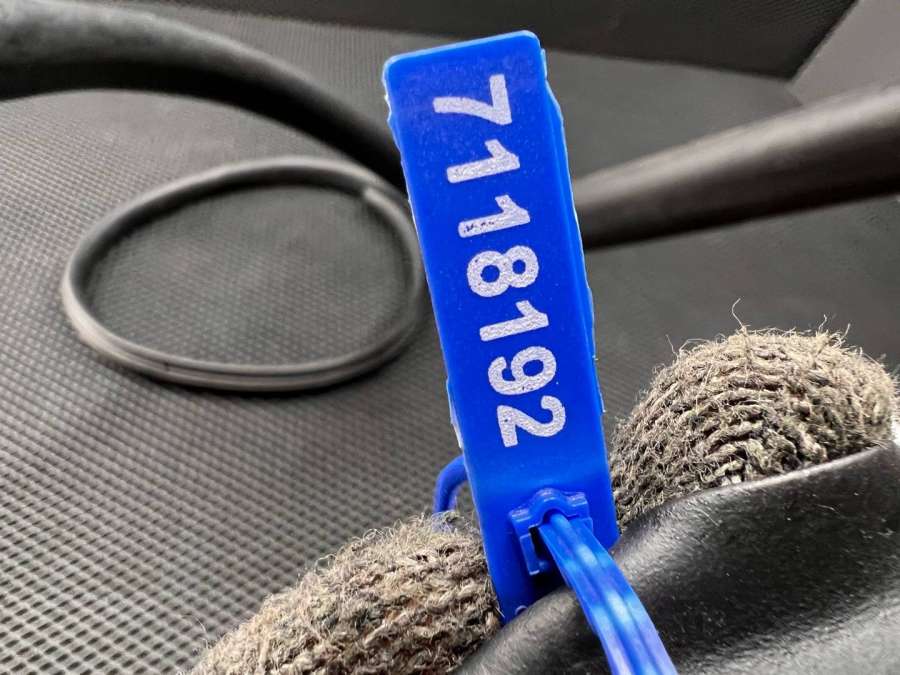 769239753R769247138R808321804R Уплотнитель дверного проема  Dacia Logan MCV 2 2016г. | Фото № 7  769239753R769247138R808321804R Уплотнитель дверного проема  Dacia Logan MCV 2 2016г. - Фото 7