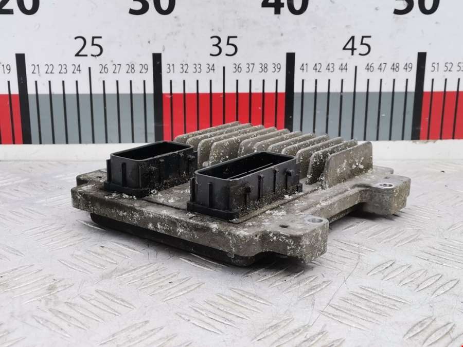 12634556 Блок управления двигателем Opel Astra J (2009-2018) Хетчбэк 5дв. 2010г. | Фото № 3 12634556 Блок управления двигателем Opel Astra J (2009-2018) Хетчбэк 5дв. 2010г. - Фото 3