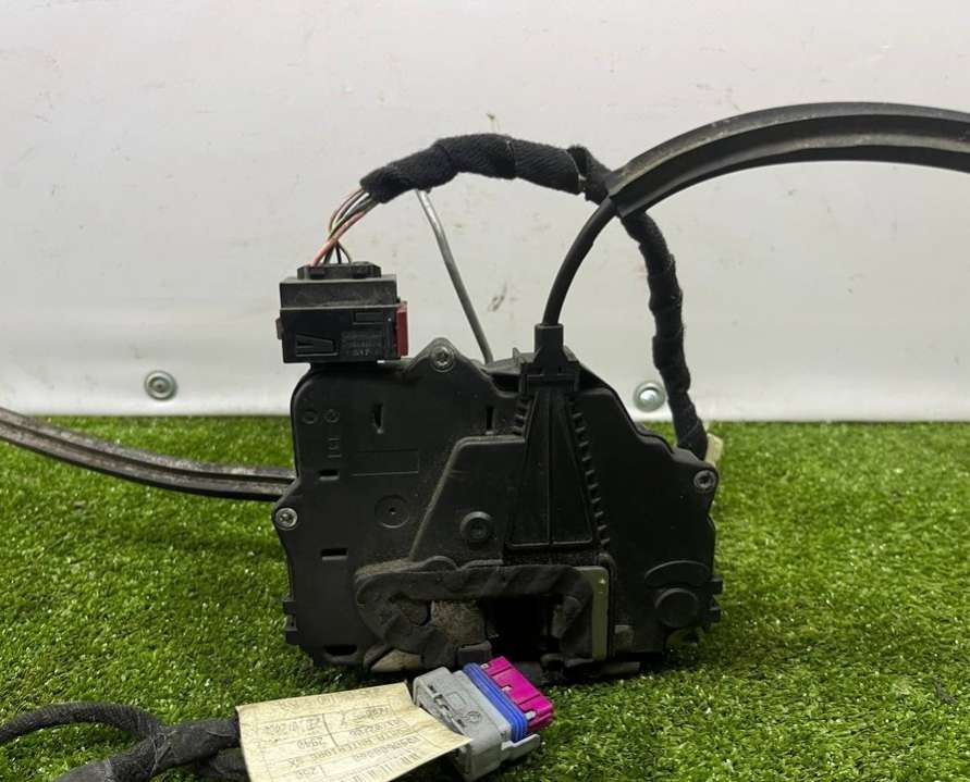 1342155080 Замок двери передней левой Peugeot Boxer 2 2009г. | Фото № 5 1342155080 Замок двери передней левой Peugeot Boxer 2 2009г. - Фото 5