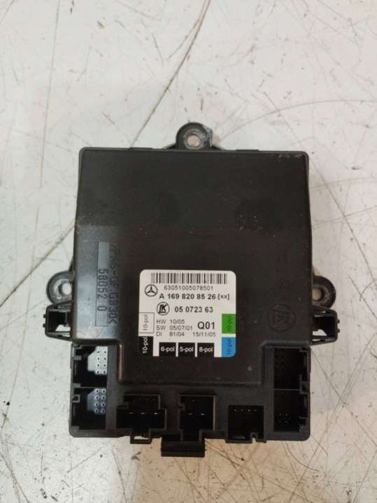 A1698208526 Блок управления двери Mercedes B W245 (2005-2008) 2005г. | Фото № 1 A1698208526 Блок управления двери Mercedes B W245 (2005-2008) 2005г. - Фото 1