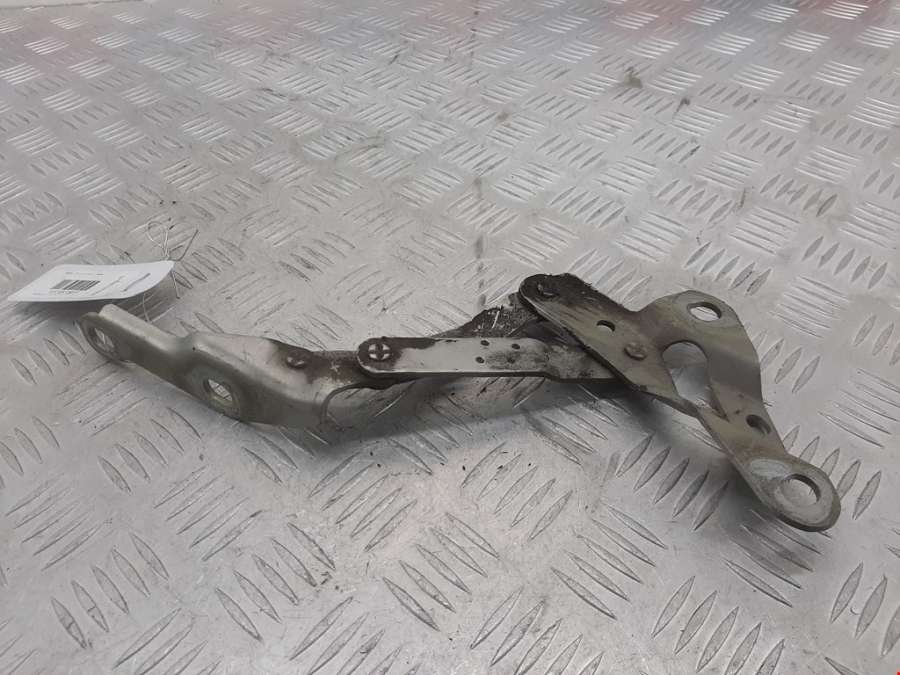 Петля капота правая Volkswagen Sharan 1 (1995-2010) Минивэн 2002г. | Фото № 2 Петля капота правая Volkswagen Sharan 1 (1995-2010) Минивэн 2002г. - Фото 2