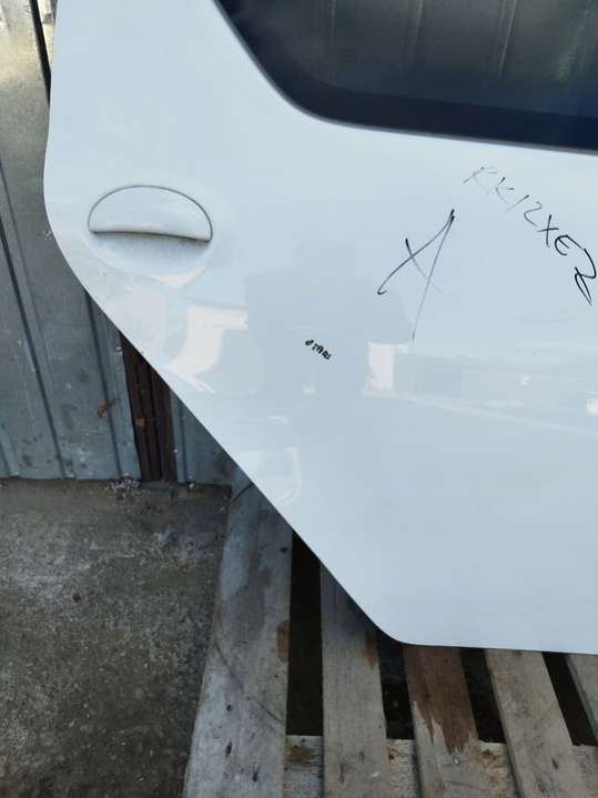 2005-2014 Дверь задняя правая Toyota Aygo 1 поколение (2005-2008) 2005г. | Фото № 4 2005-2014 Дверь задняя правая Toyota Aygo 1 поколение (2005-2008) 2005г. - Фото 4