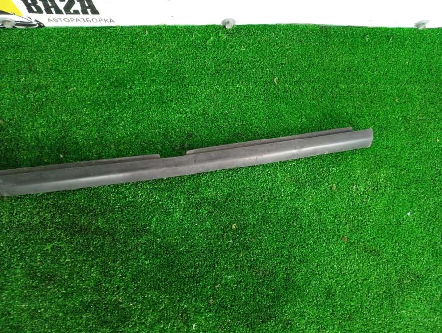 24469605  Молдинг двери задней левой L   Opel Vectra C 2004г. | Фото № 4  24469605  Молдинг двери задней левой L   Opel Vectra C 2004г. - Фото 4