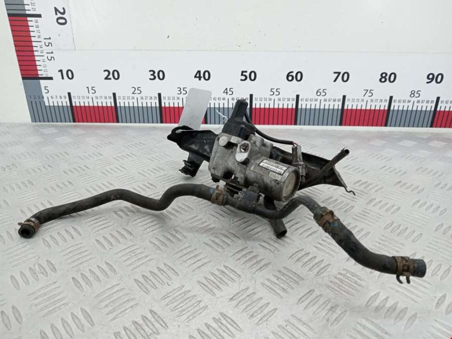 4727047010 Цилиндр тормозной главный Toyota Prius 2 (XW20) (2003-2009) Хетчбэк 5дв. 2008г. | Фото № 2 4727047010 Цилиндр тормозной главный Toyota Prius 2 (XW20) (2003-2009) Хетчбэк 5дв. 2008г. - Фото 2