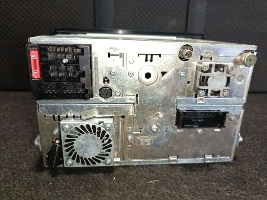 4B0035192K Магнитола (аудио система) Audi A6 C5 (S6,RS6) 2004г. | Фото № 6 4B0035192K Магнитола (аудио система) Audi A6 C5 (S6,RS6) 2004г. - Фото 6