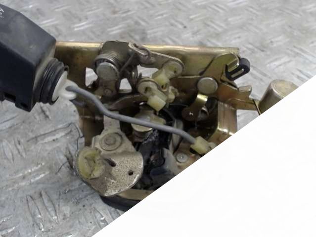 Замок боковой двери,лево,зад Opel Astra F (1991 - 1998) Универсал 1996г. | Фото № 2 Замок боковой двери,лево,зад Opel Astra F (1991 - 1998) Универсал 1996г. - Фото 2