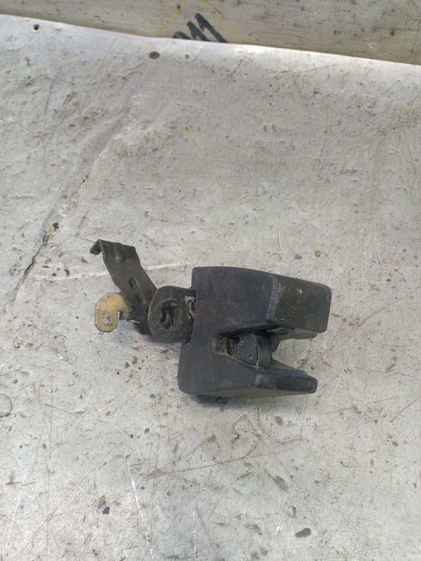 Замок распашной двери Volkswagen Caddy 3 2006г. | Фото № 4 Замок распашной двери Volkswagen Caddy 3 2006г. - Фото 4