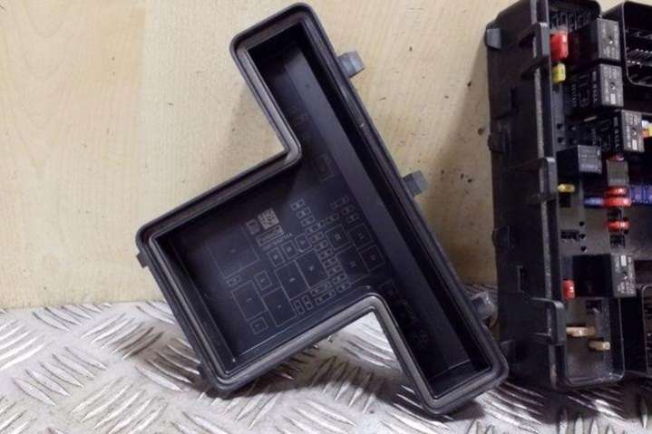 FG9T14A067EB Блок предохранителей Ford Mondeo 5 поколение (2015-2024) 2015г. | Фото № 5 FG9T14A067EB Блок предохранителей Ford Mondeo 5 поколение (2015-2024) 2015г. - Фото 5