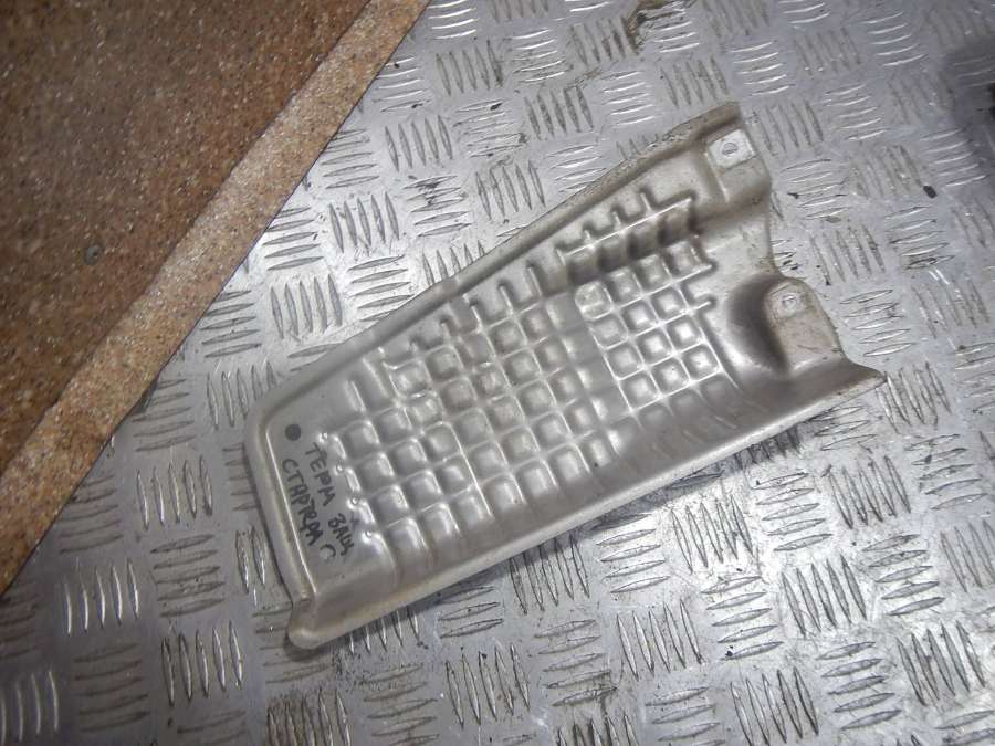 MN158291 Экран тепловой  Mitsubishi Galant 0000г. | Фото № 2  MN158291 Экран тепловой  Mitsubishi Galant 0000г. - Фото 2