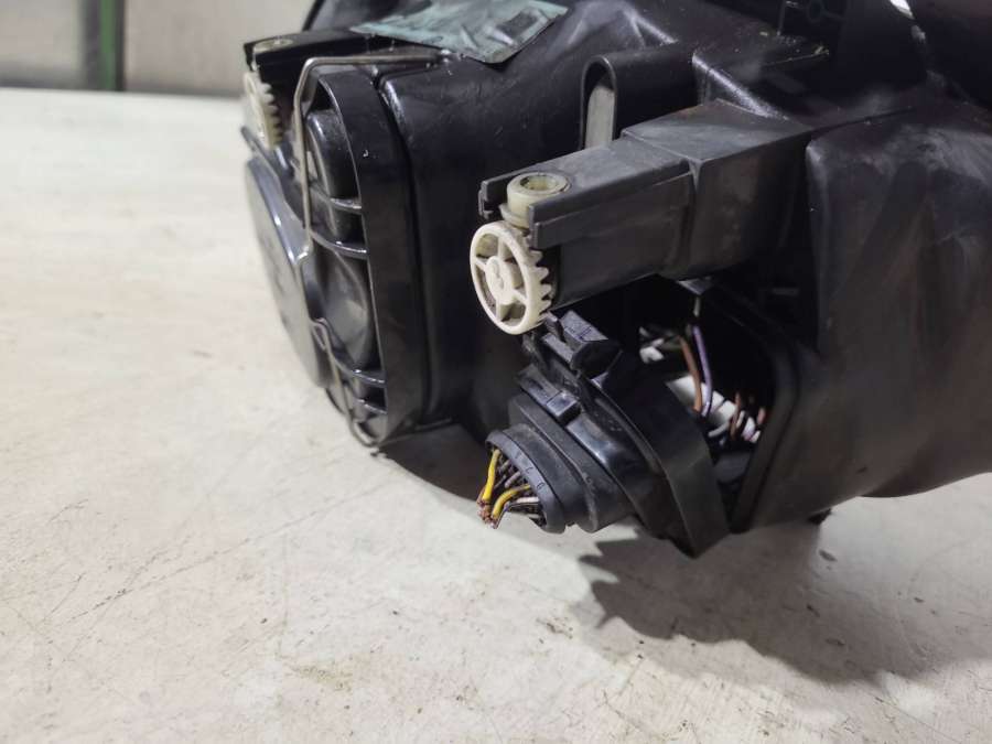 1J1941015B Фара левая Volkswagen Golf 4 хетчбэк 3 дв. 2003г. | Фото № 6 1J1941015B Фара левая Volkswagen Golf 4 хетчбэк 3 дв. 2003г. - Фото 6