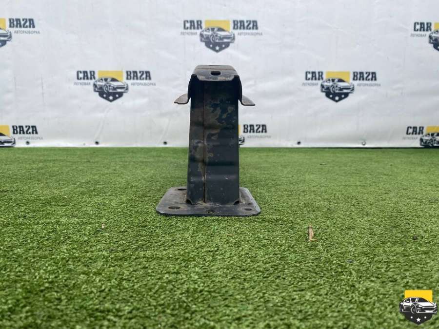 Усилитель бампера заднего Ford C-Max 2000г. | Фото № 2 Усилитель бампера заднего Ford C-Max 2000г. - Фото 2