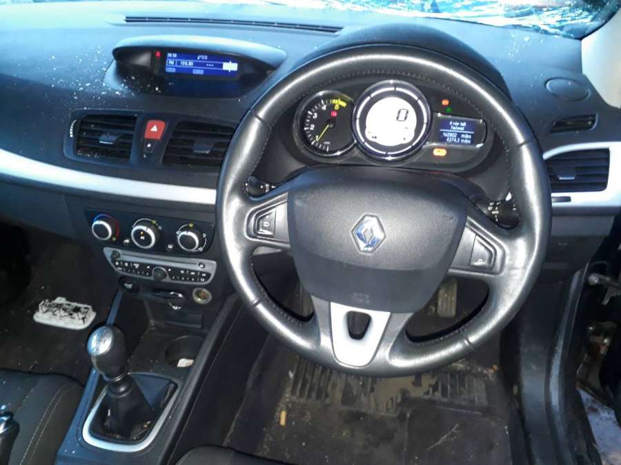 Ступица (кулак цапфа) передняя левая Renault Megane 3 (2008-2016) Хетчбэк 5дв. 2009г. | Фото № 6 Ступица (кулак цапфа) передняя левая Renault Megane 3 (2008-2016) Хетчбэк 5дв. 2009г. - Фото 6
