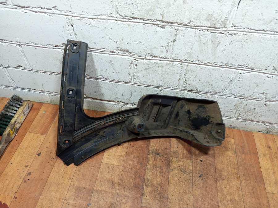 08620567 Кронштейн крепления бампера заднего Volvo XC90 внедорожник 2005г. | Фото № 1 08620567 Кронштейн крепления бампера заднего Volvo XC90 внедорожник 2005г. - Фото 1