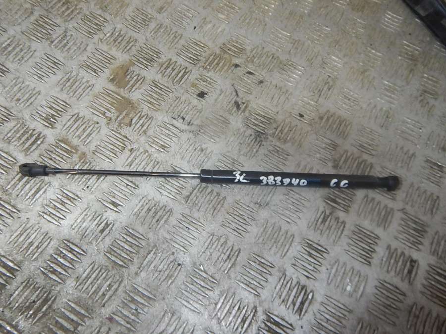 3C8827550 Амортизатор крышки багажника Volkswagen Passat 0000г. | Фото № 1 3C8827550 Амортизатор крышки багажника Volkswagen Passat 0000г. - Фото 1