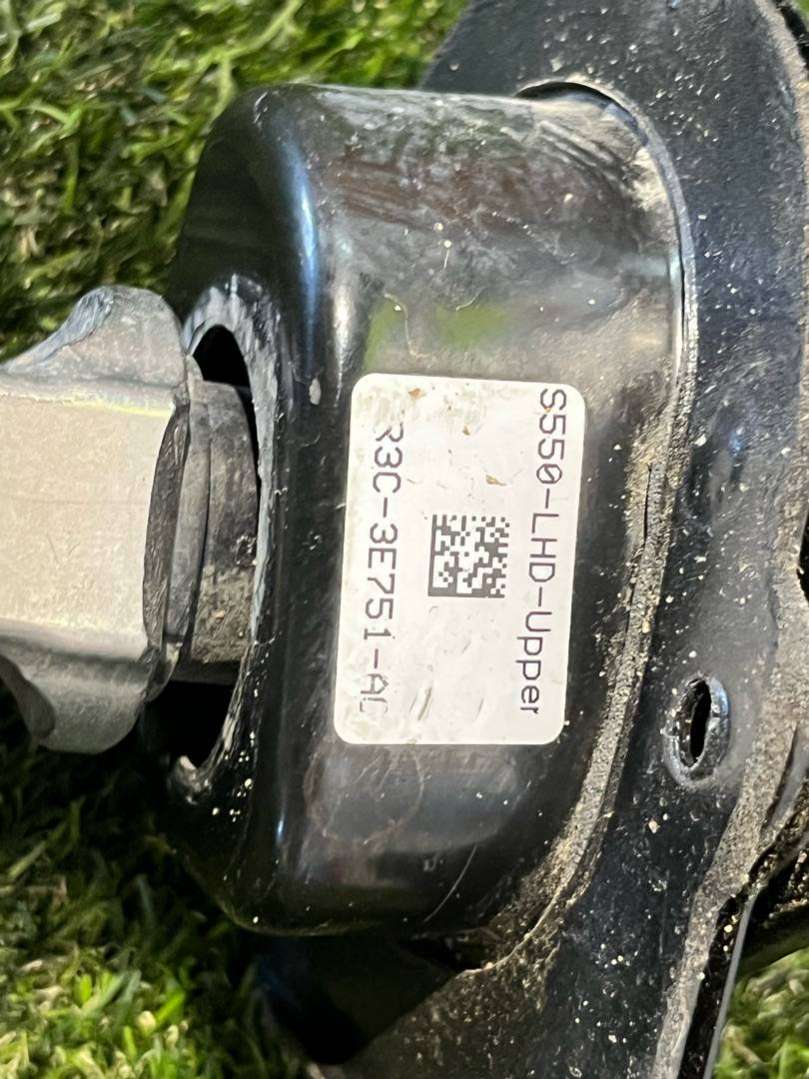 FR3C-3E751-AC Рулевой карданчик  Ford Mustang 2020г. | Фото № 2  FR3C-3E751-AC Рулевой карданчик  Ford Mustang 2020г. - Фото 2