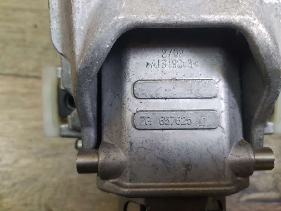 LR033642 612027001E Рулевая колонка  Land Rover Range Rover 4 2015г. | Фото № 7  LR033642 612027001E Рулевая колонка  Land Rover Range Rover 4 2015г. - Фото 7
