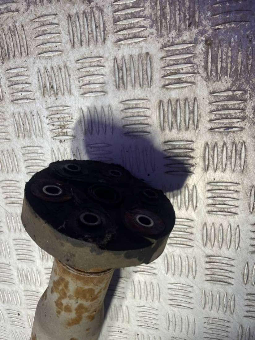 Карданный вал Mercedes E W210 Седан 1996г. | Фото № 3 Карданный вал Mercedes E W210 Седан 1996г. - Фото 3