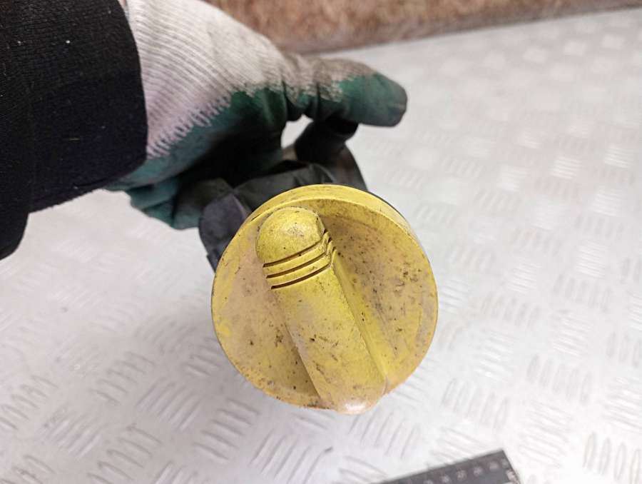 8200612919 Маслозаливная горловина Opel Vivaro A 2010г. | Фото № 3 8200612919 Маслозаливная горловина Opel Vivaro A 2010г. - Фото 3