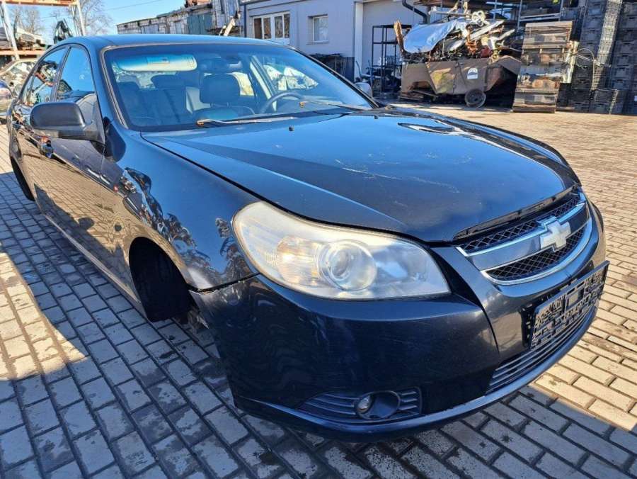 Дополнительный фонарь (Стоп-сигнал)  Chevrolet Epica 2007г. | Фото № 8   Дополнительный фонарь (Стоп-сигнал)  Chevrolet Epica 2007г. - Фото 8