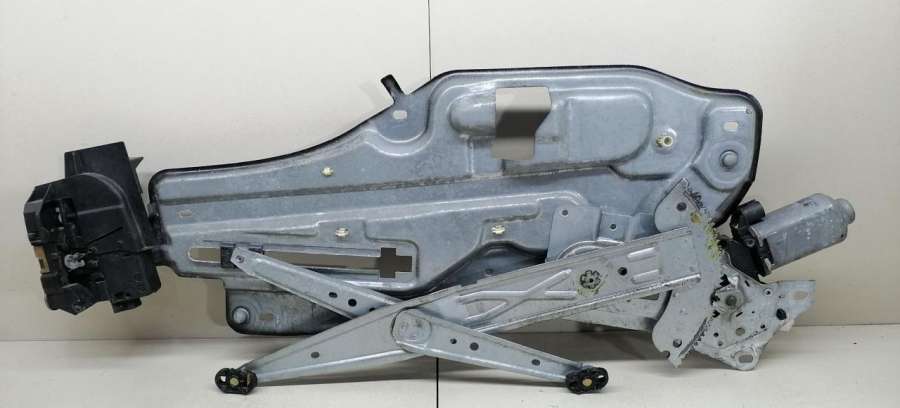 7701038406 Замок двери передней правой  Renault Laguna  хетчбэк 5 дв. 2000г. | Фото № 1  7701038406 Замок двери передней правой  Renault Laguna  хетчбэк 5 дв. 2000г. - Фото 1