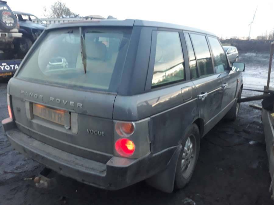 CLF000172 Подкрылок (защита крыла) задний левый Land Rover Range Rover 3 (2001-2012) Внедорожник 5дв. 2004г. | Фото № 9 CLF000172 Подкрылок (защита крыла) задний левый Land Rover Range Rover 3 (2001-2012) Внедорожник 5дв. 2004г. - Фото 9