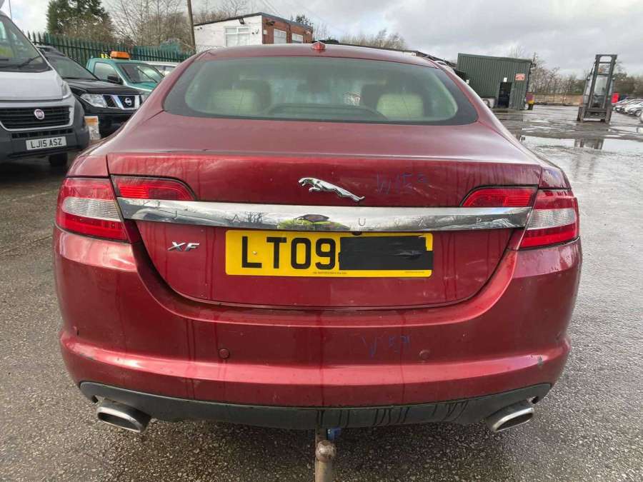 9X239Y439AD Патрубок системы охлаждения Jaguar XF (X250) (2007-2015) Седан 2009г. | Фото № 9 9X239Y439AD Патрубок системы охлаждения Jaguar XF (X250) (2007-2015) Седан 2009г. - Фото 9